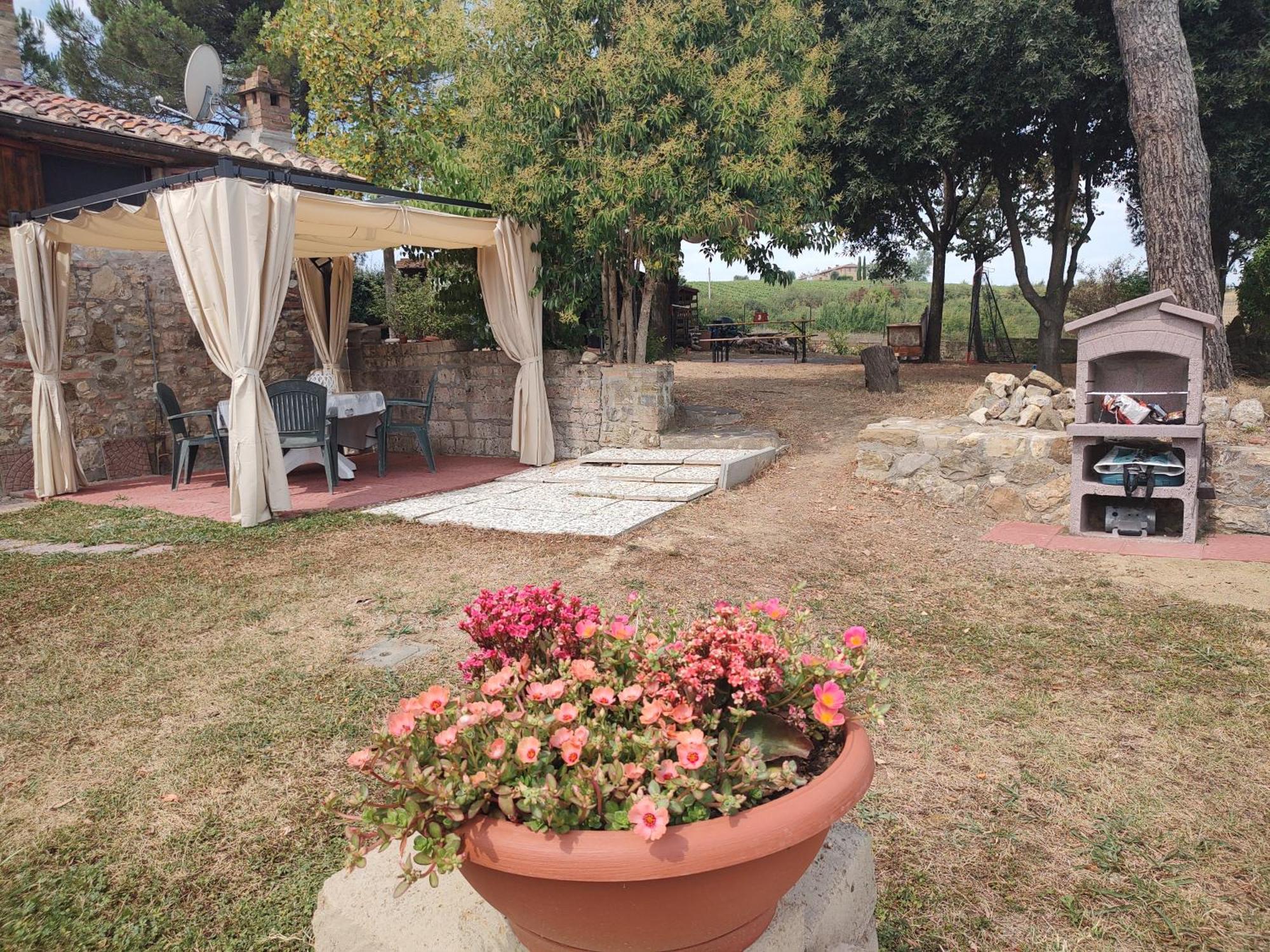 Il Giardino Del Chianti Apartment Siena Luaran gambar